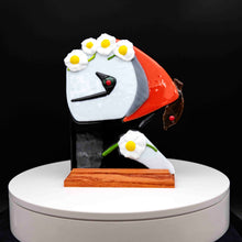 Load image into Gallery viewer, Animals - Crowned puffin