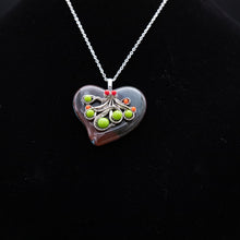 Load image into Gallery viewer, Jewelry - Heart pendant with octopus