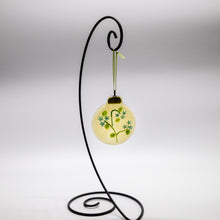 Load image into Gallery viewer, Ornaments - Christmas rounds