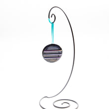 Load image into Gallery viewer, Ornaments - Christmas rounds