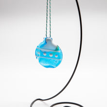 Load image into Gallery viewer, Ornaments - Christmas rounds