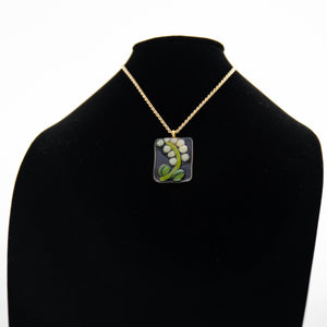 Jewelry - Rectangular pendant with ivory flowers