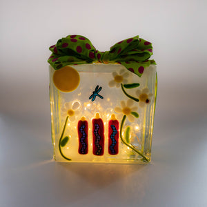 Decorative - Square glass block with flowers and candles