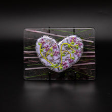 Load image into Gallery viewer, Decorative - Playful pink heart
