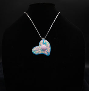 Jewelry - Heart pendant in pastel holographic pattern